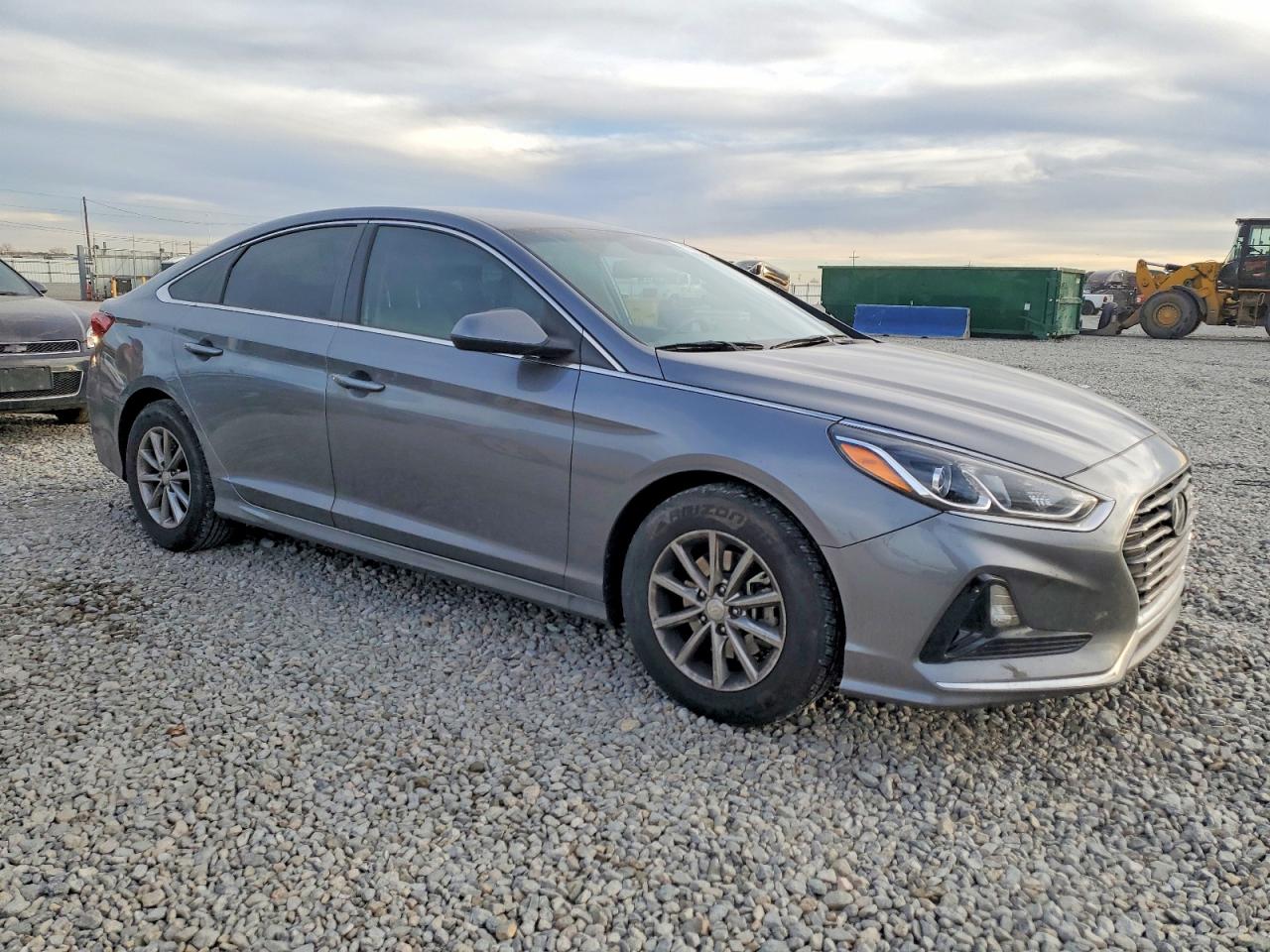 2018 HYUNDAI SONATA SE photo 4