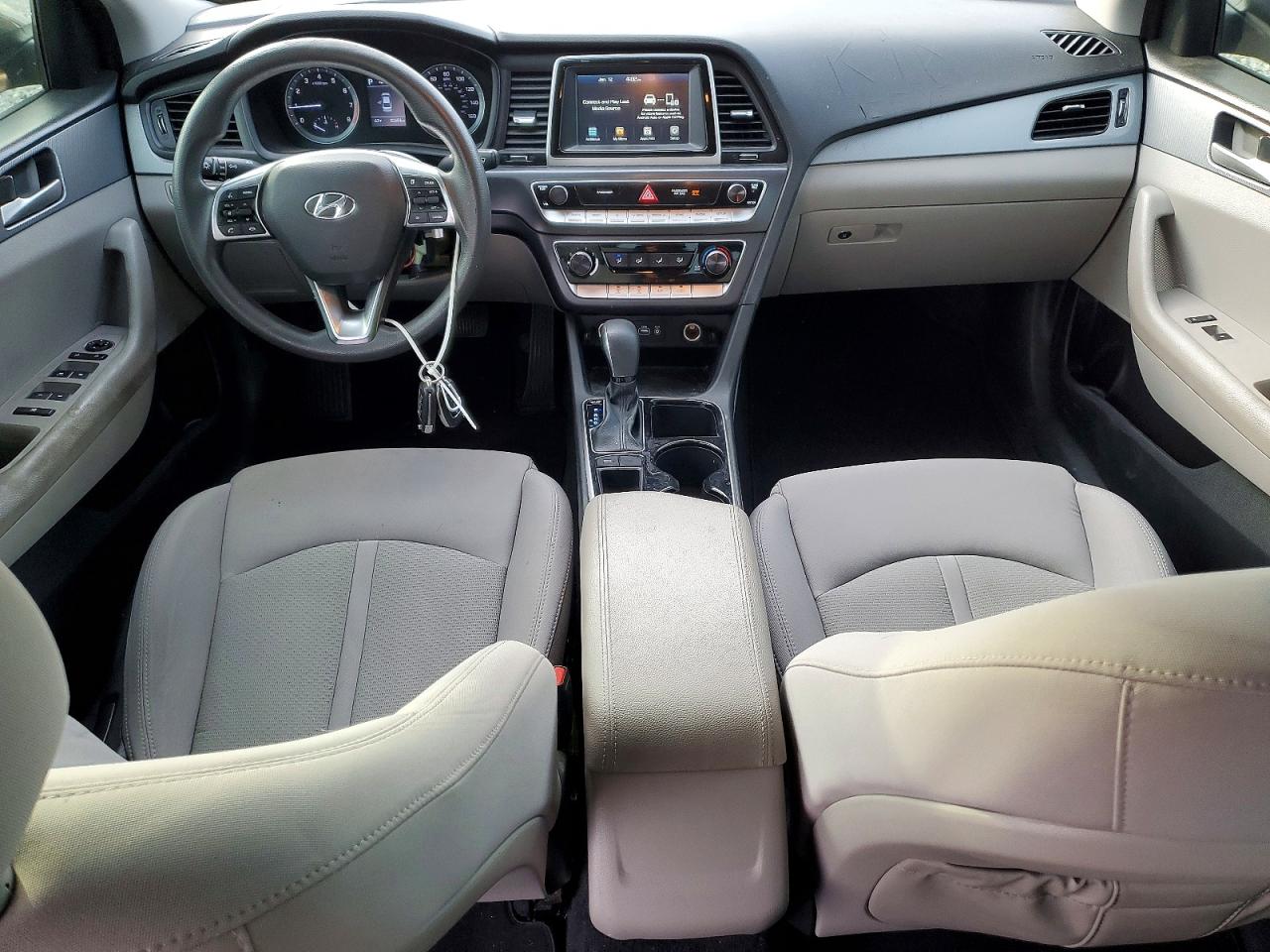 2018 HYUNDAI SONATA SE photo 8
