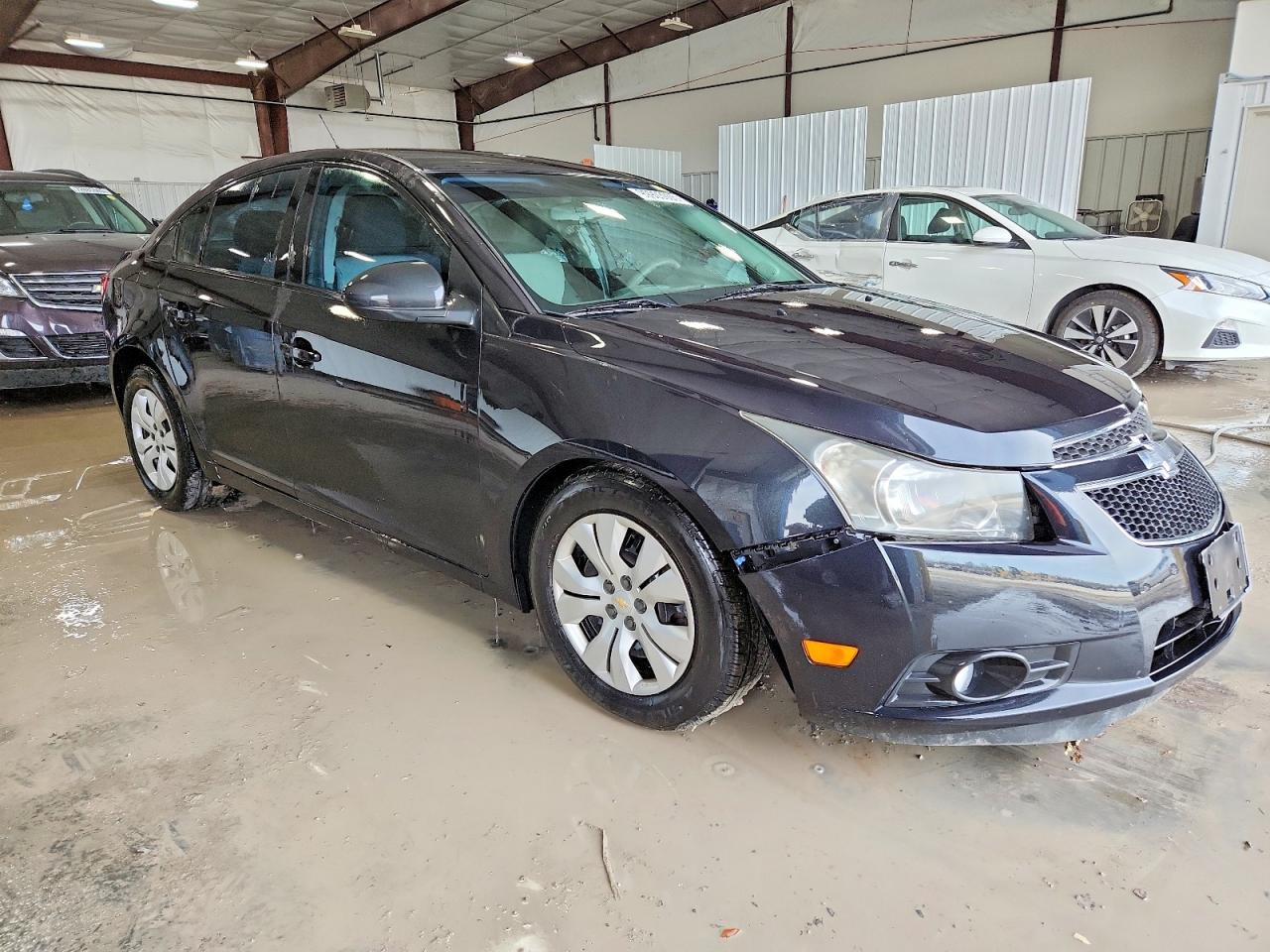 2014 CHEVROLET CRUZE LS photo 4