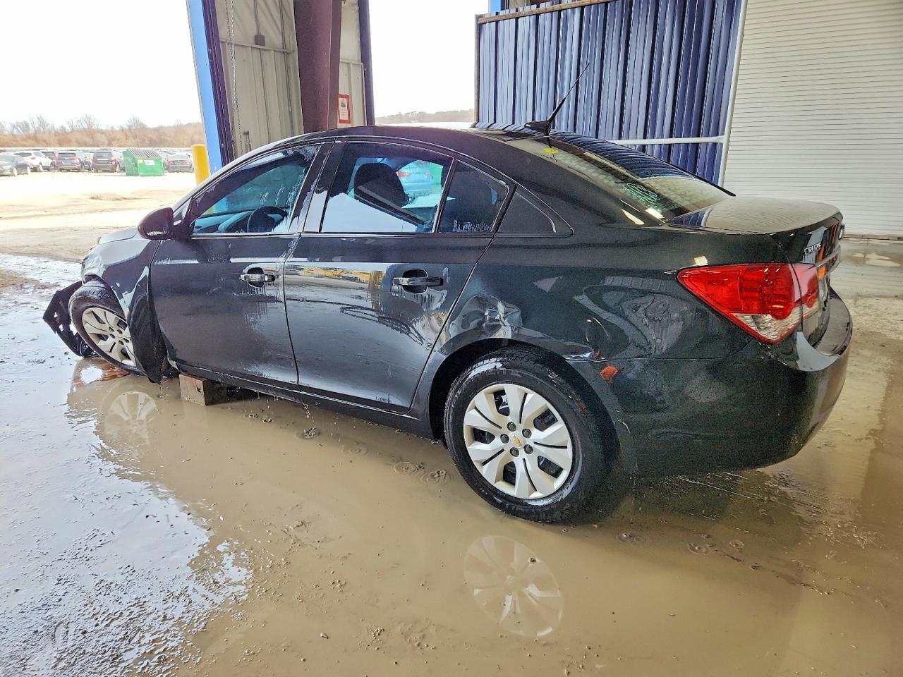 2014 CHEVROLET CRUZE LS photo 2