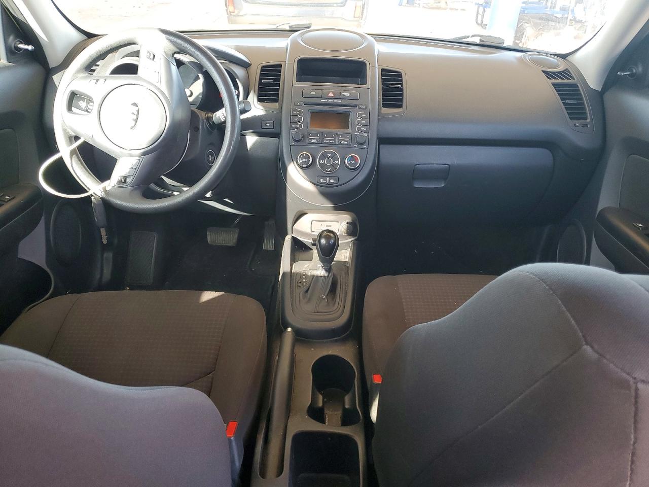 2013 KIA SOUL photo 8