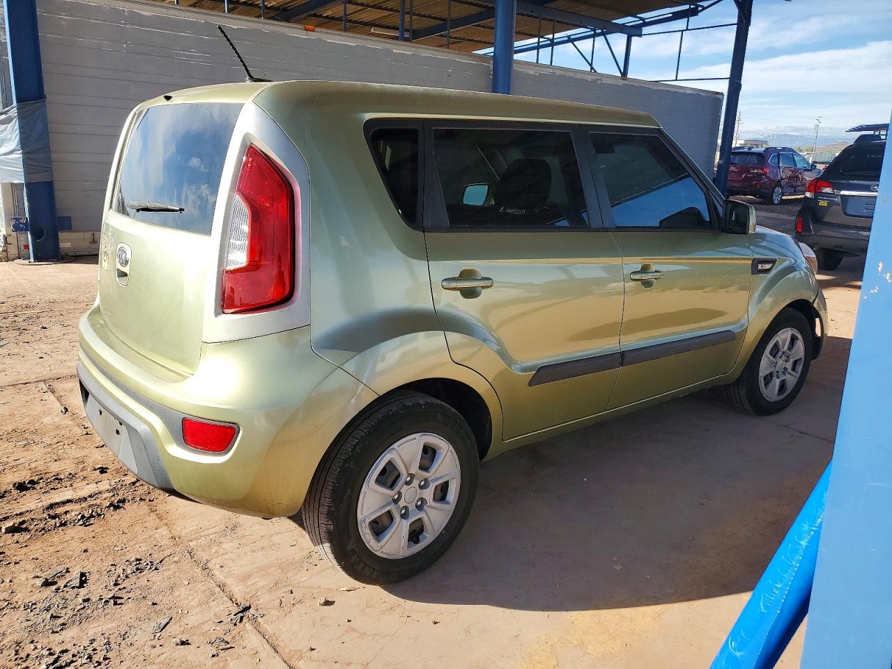2013 KIA SOUL photo 3