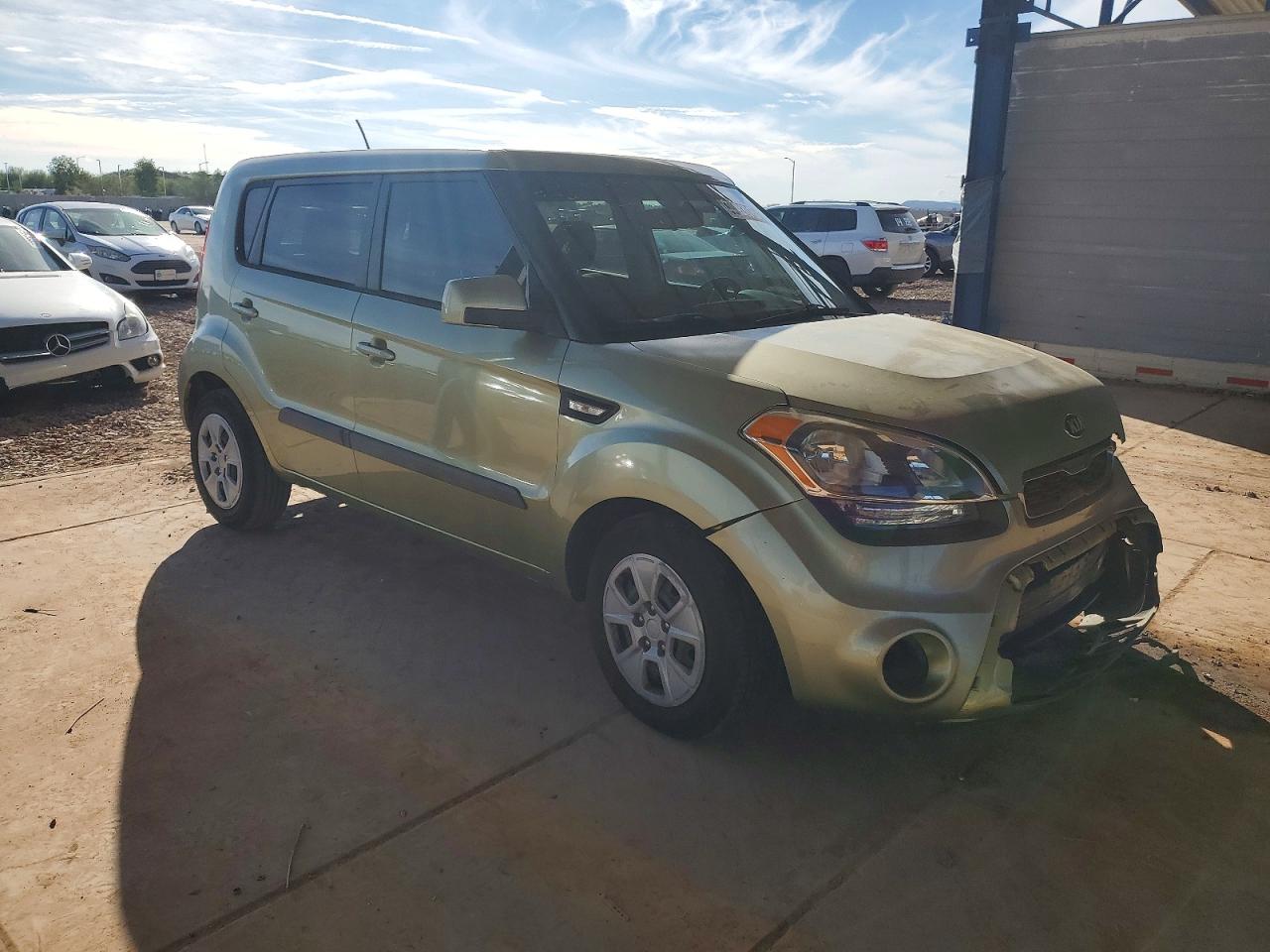 2013 KIA SOUL photo 4
