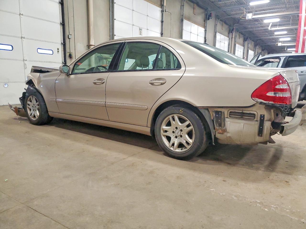 2006 MERCEDES-BENZ E 350 4MATIC photo 2