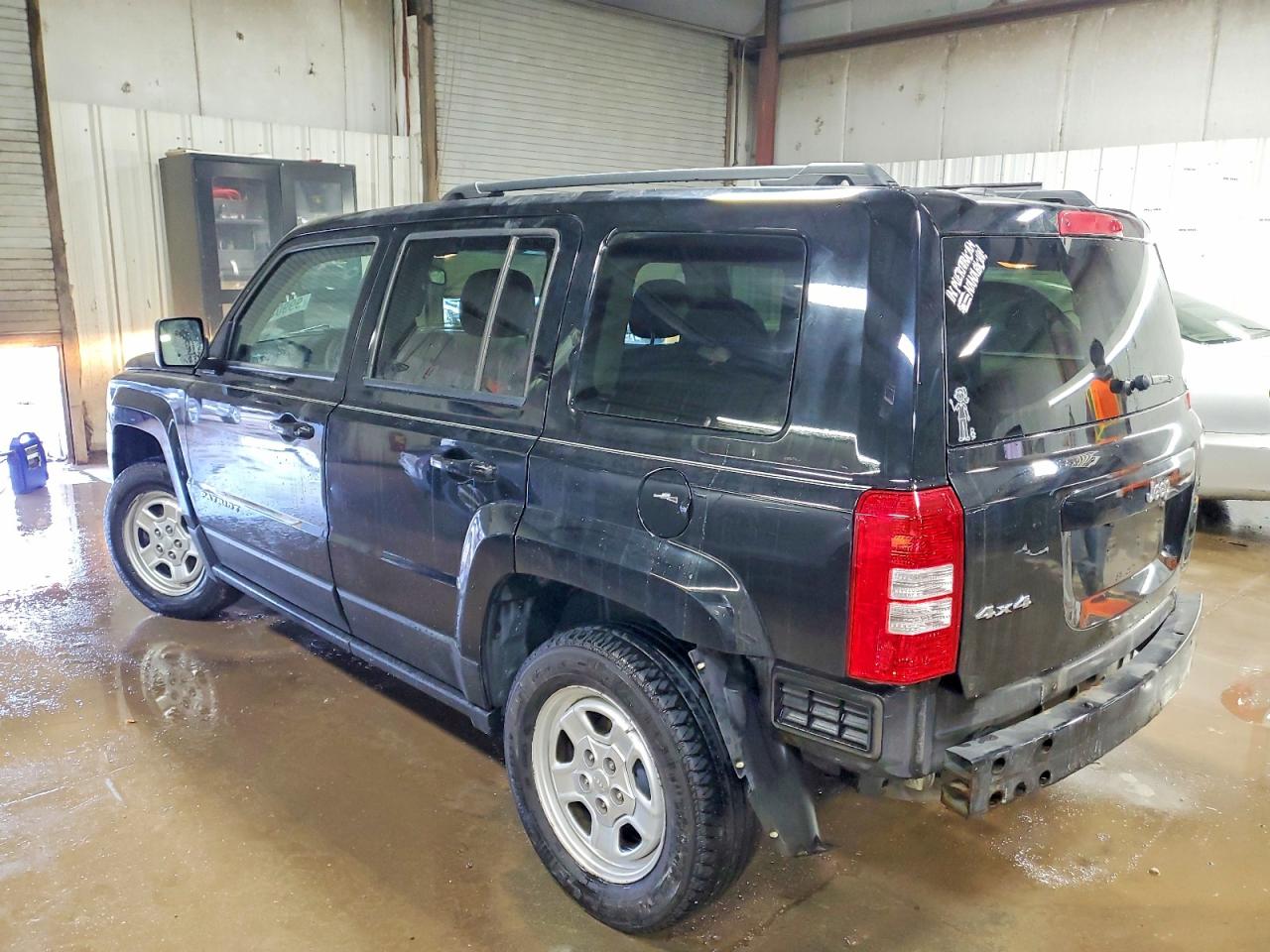 2017 JEEP PATRIOT SPORT photo 2