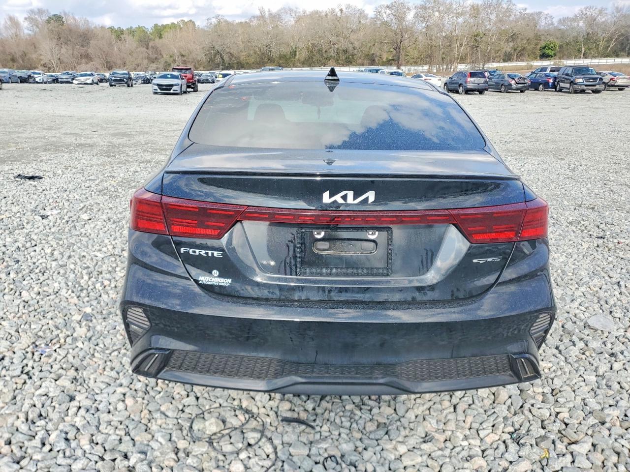 2024 KIA FORTE GT LINE photo 6