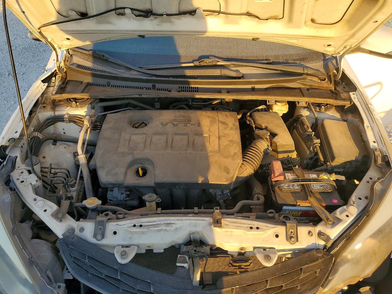 2014 TOYOTA COROLLA L photo 21