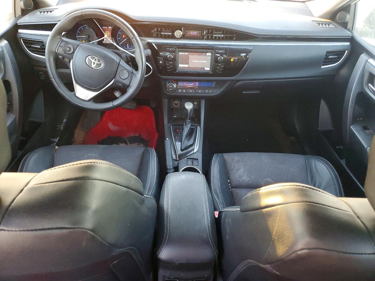 2014 TOYOTA COROLLA L photo 15