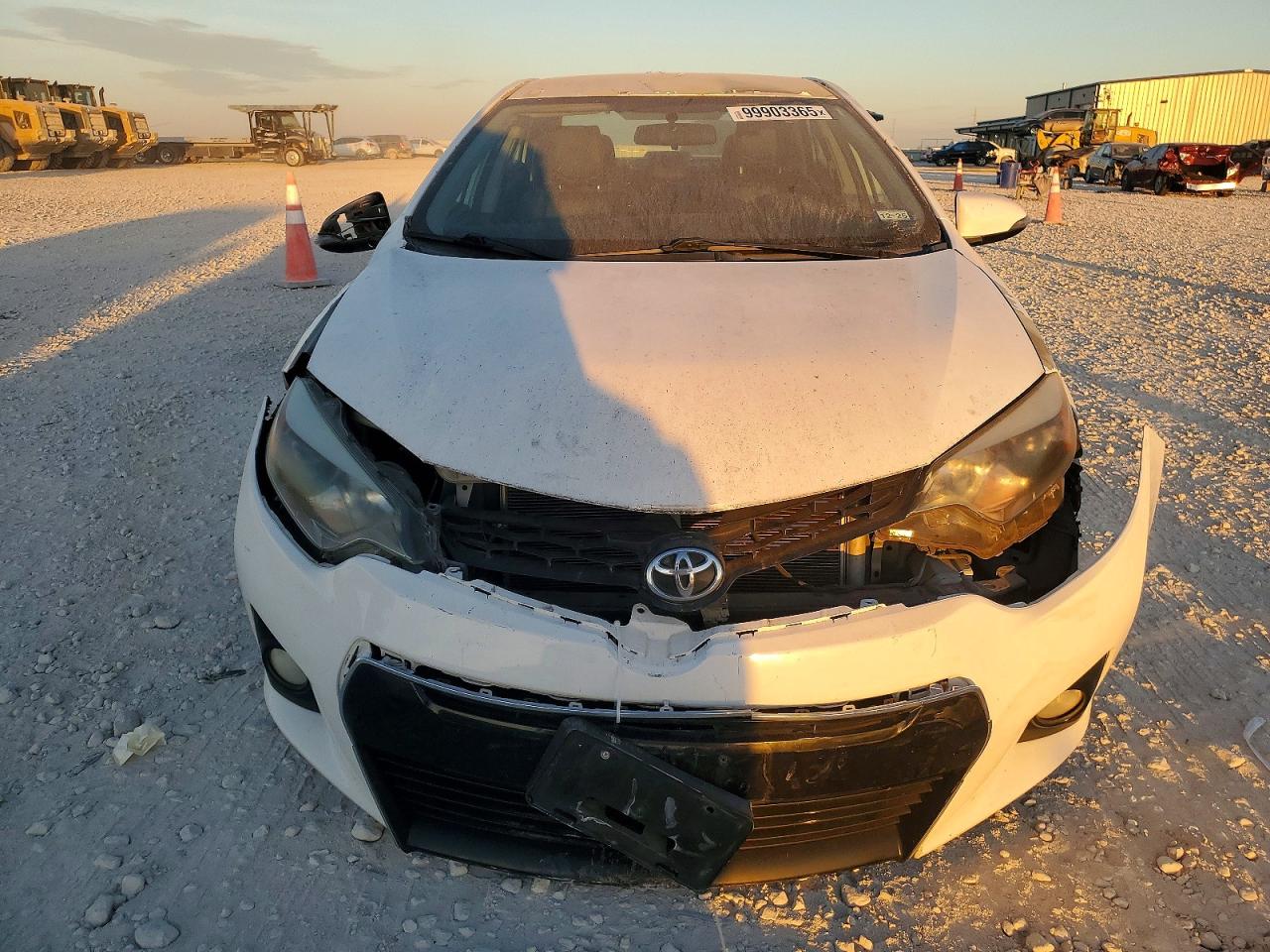 2014 TOYOTA COROLLA L photo 9