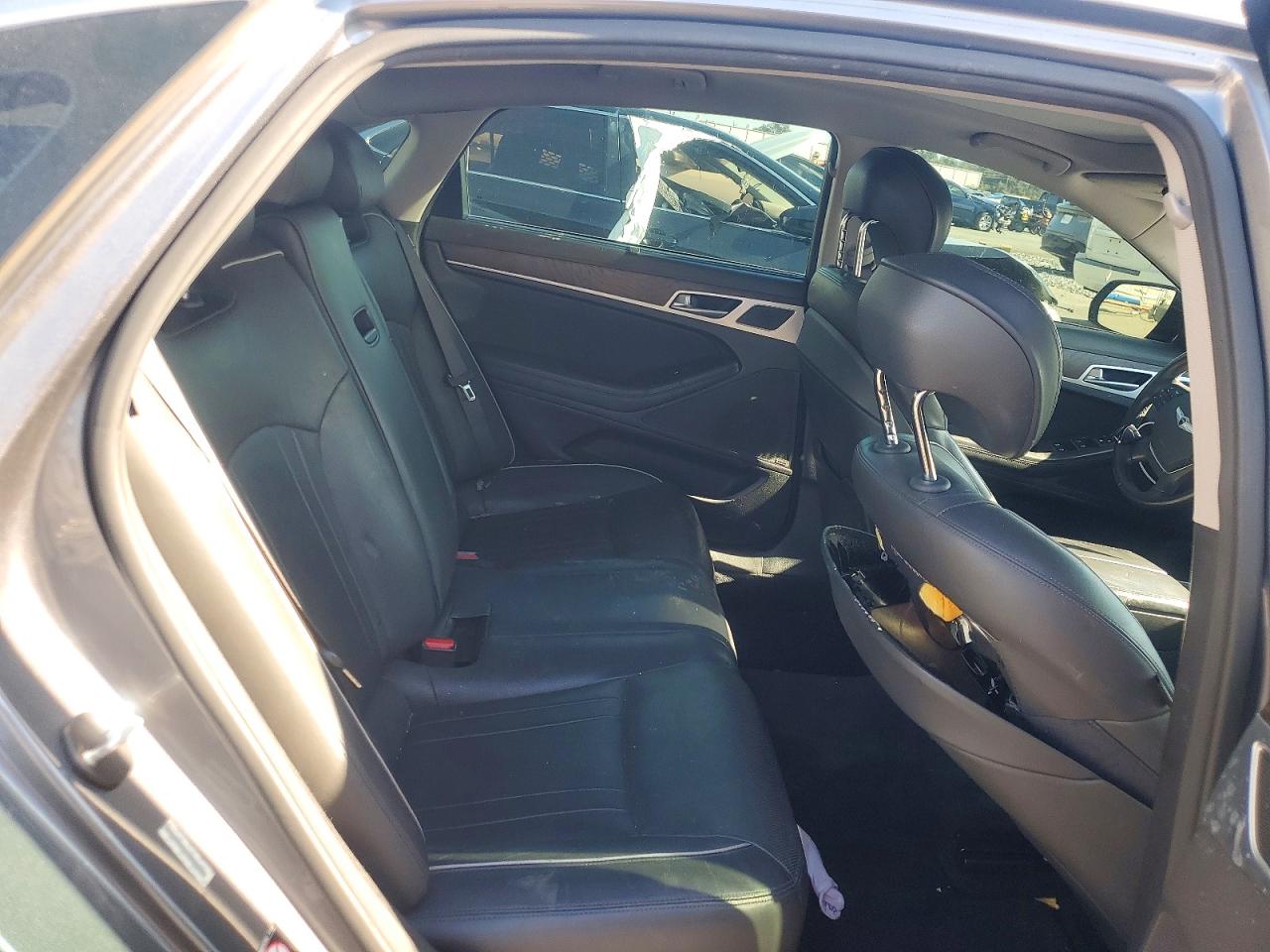 2015 HYUNDAI GENESIS 5.0L photo 10