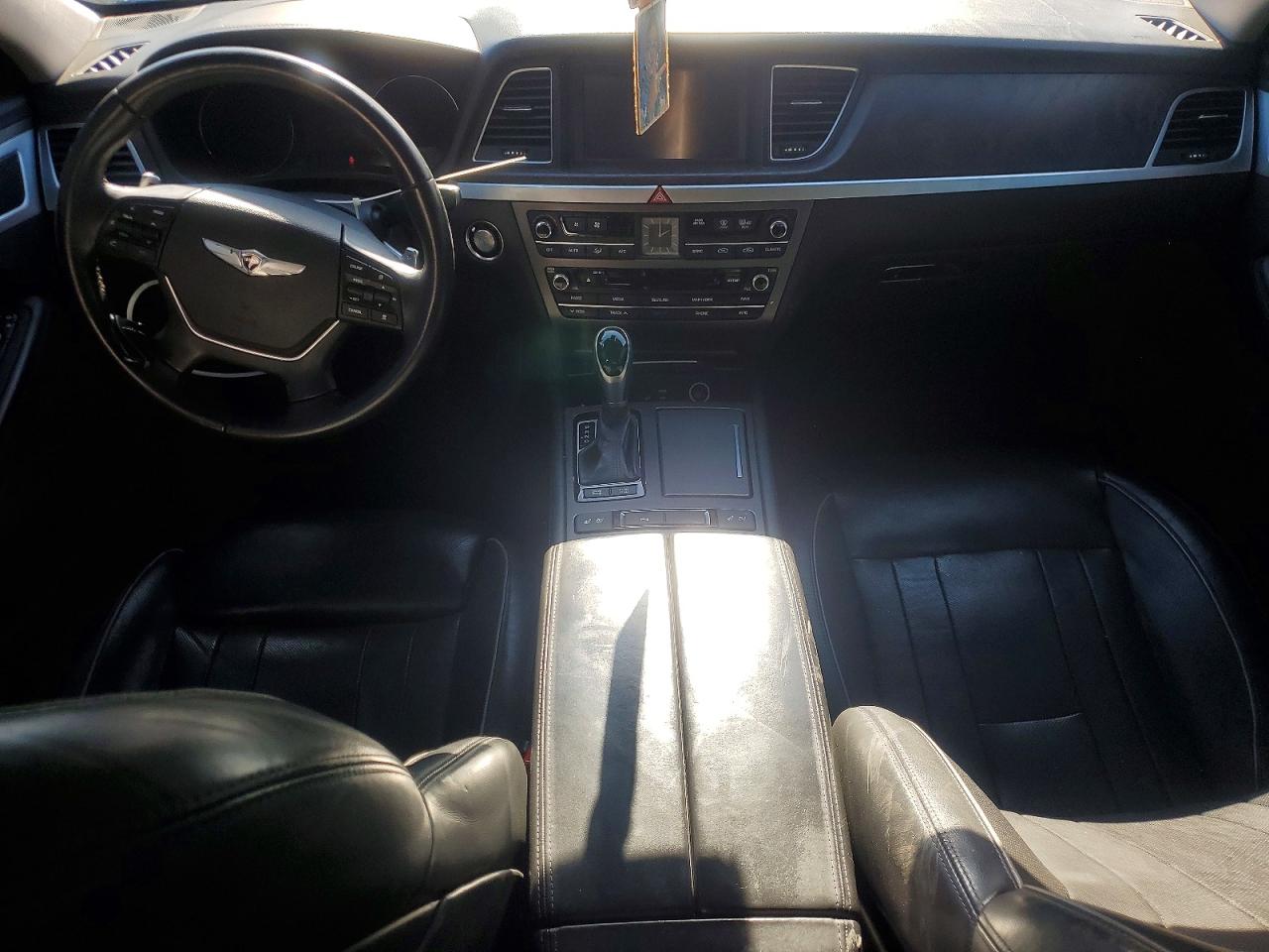 2015 HYUNDAI GENESIS 5.0L photo 8