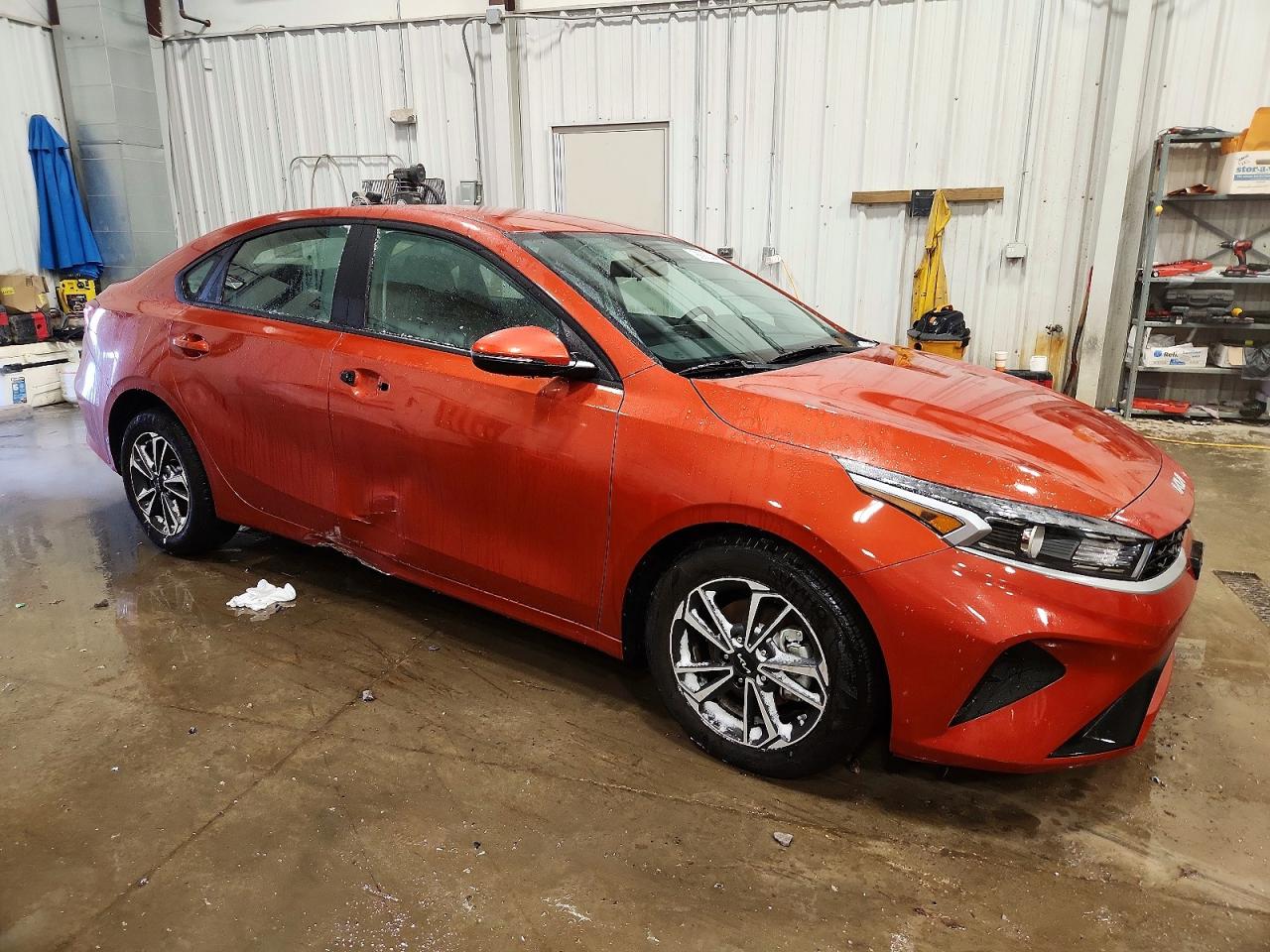 2024 KIA FORTE LXS photo 4