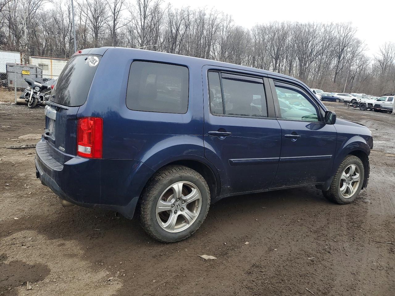 2013 HONDA PILOT EX photo 3
