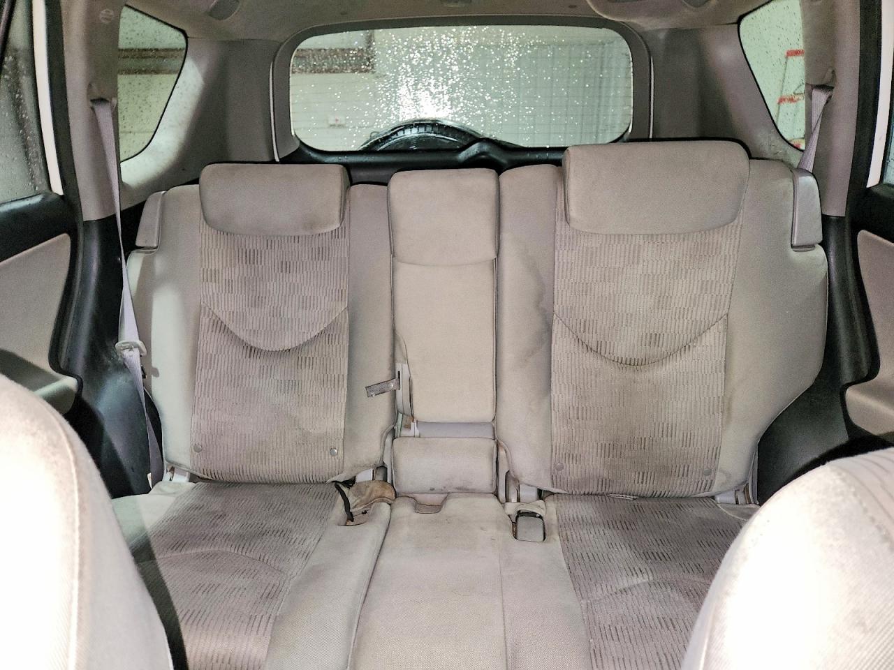 2011 TOYOTA RAV4 photo 10