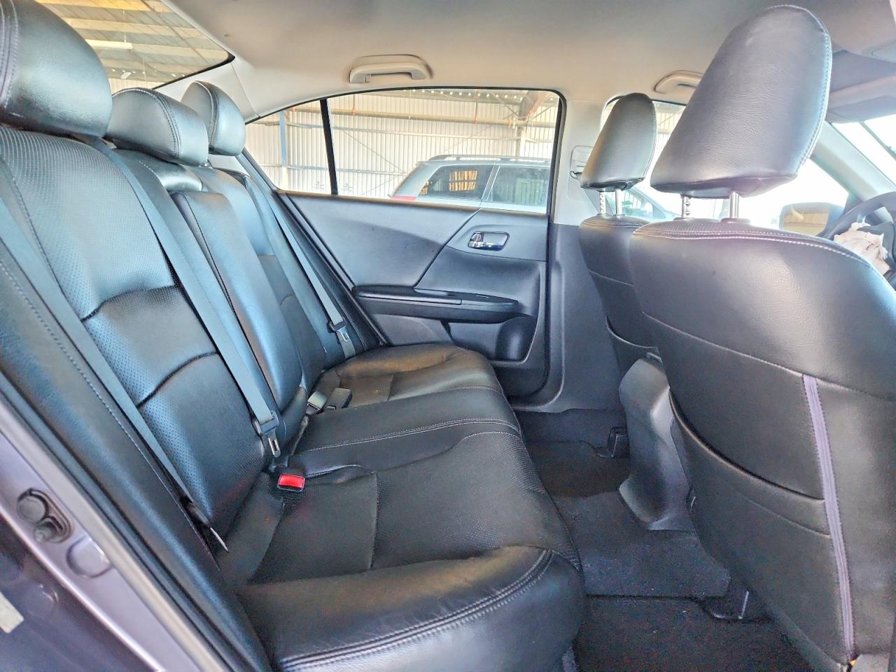 2014 HONDA ACCORD LX photo 10