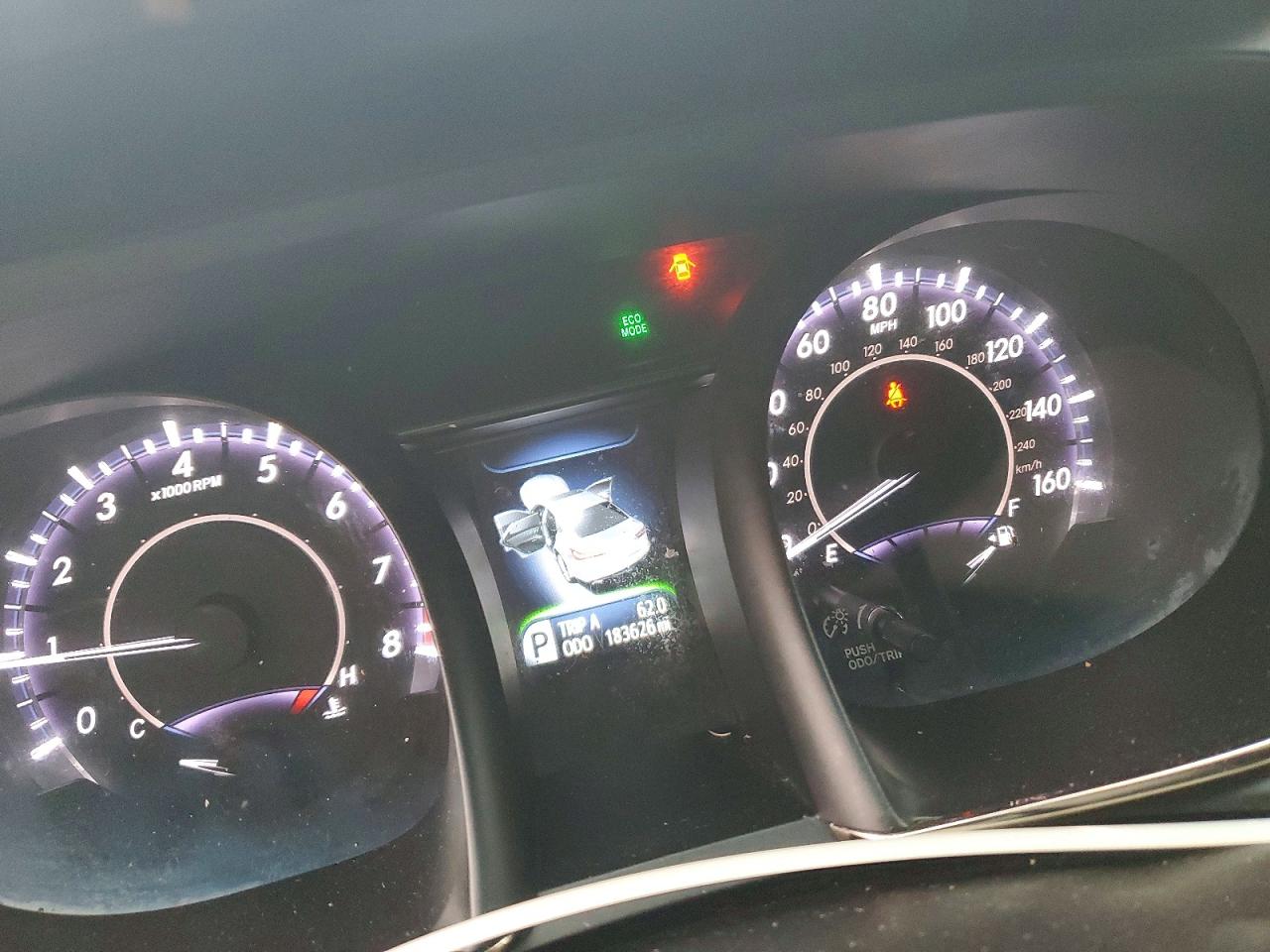 2016 TOYOTA AVALON XLE photo 9
