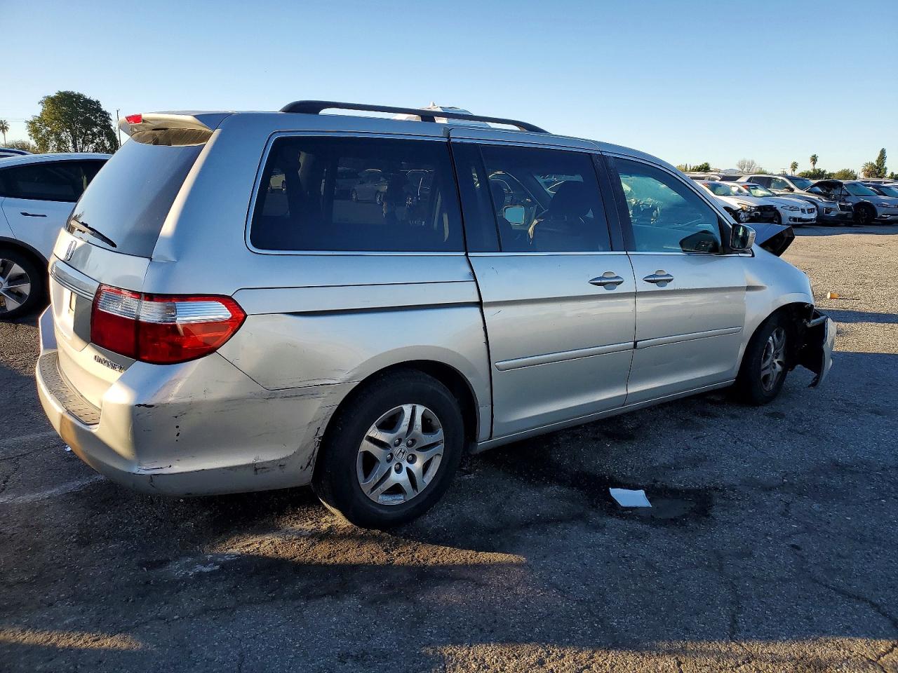 2005 HONDA ODYSSEY EX photo 3