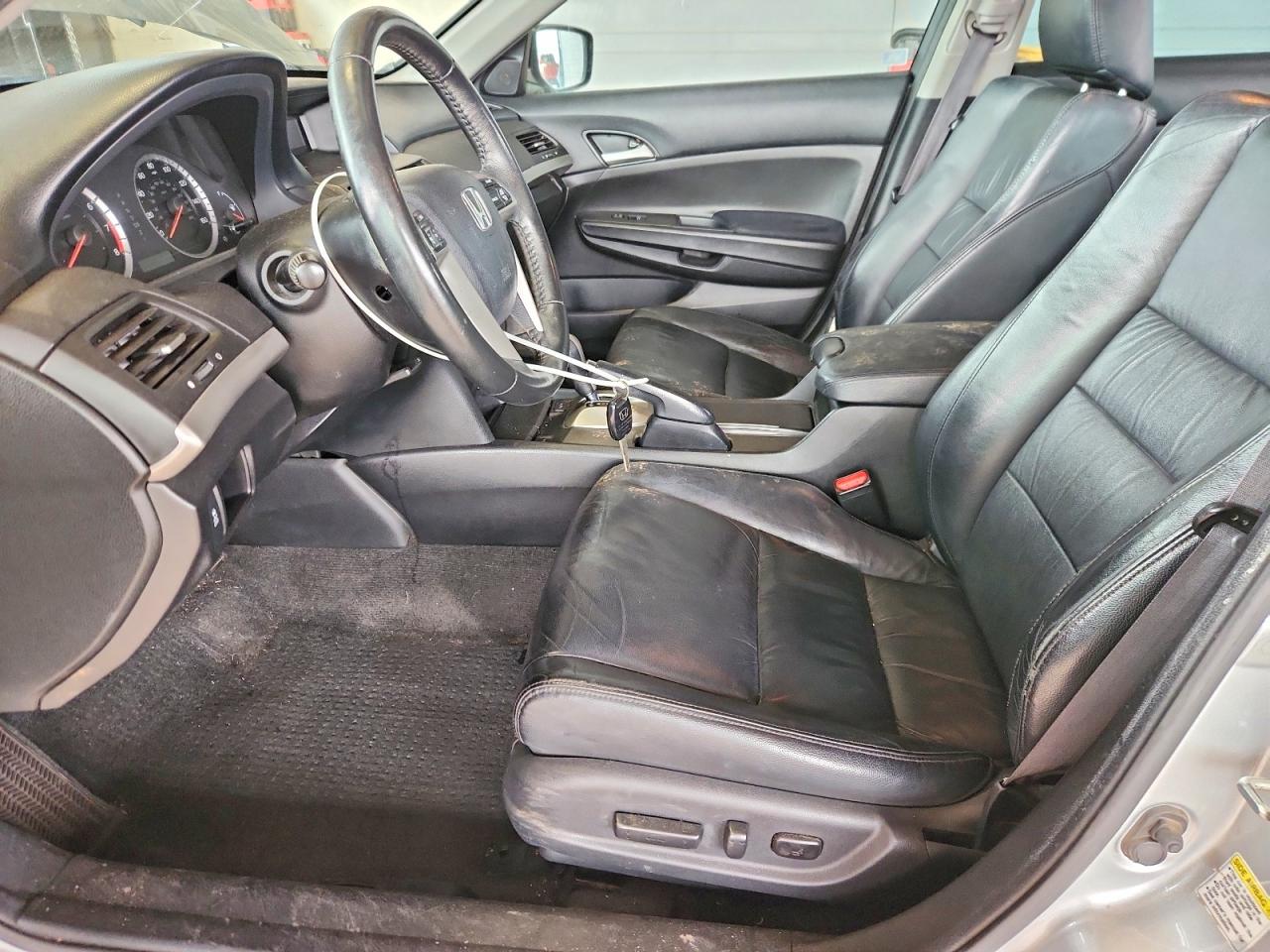 2012 HONDA ACCORD SE photo 7