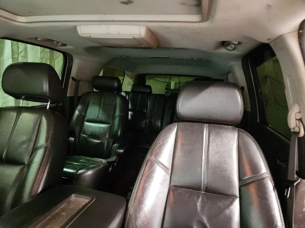 2007 CHEVROLET SUBURBAN K1500 photo 10