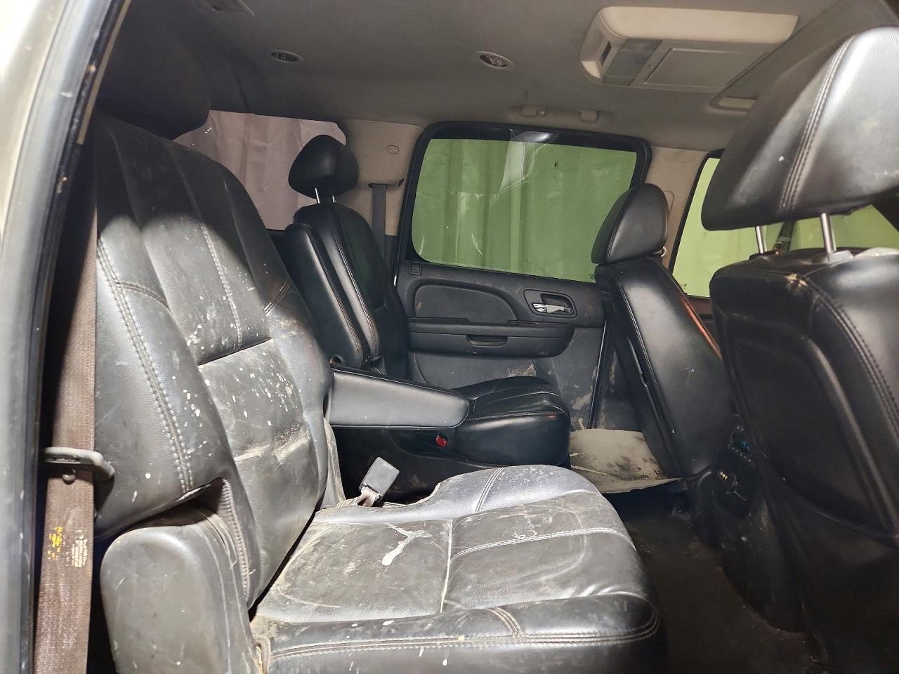 2007 CHEVROLET SUBURBAN K1500 photo 11