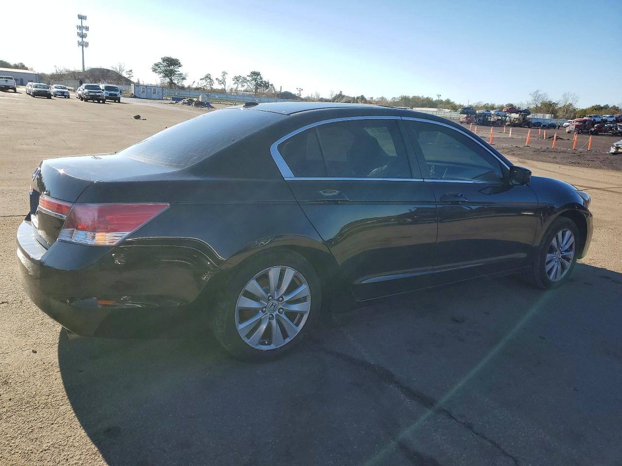 2011 HONDA ACCORD EXL photo 3