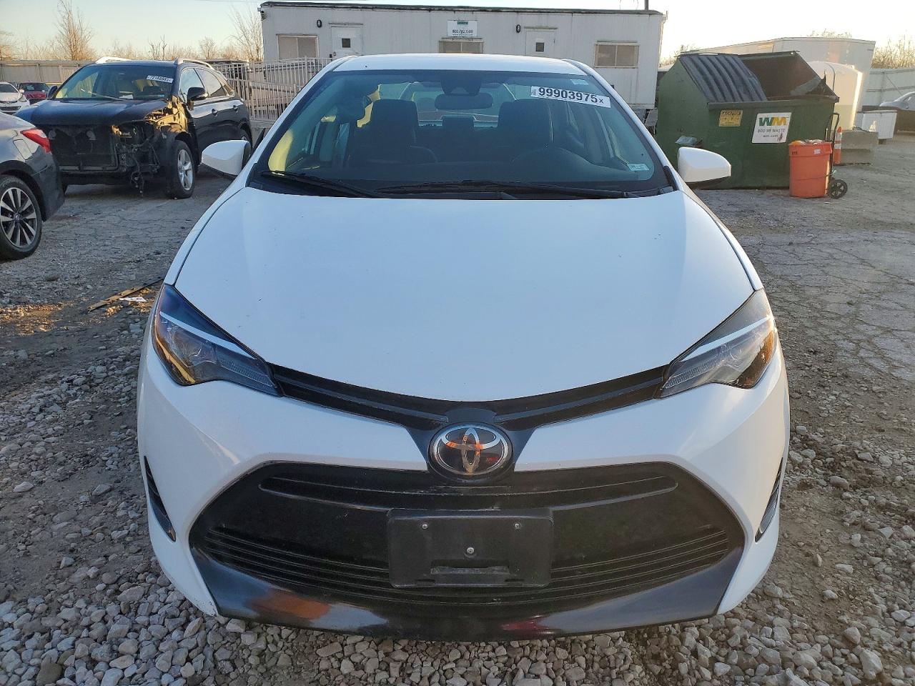 2017 TOYOTA COROLLA L photo 5
