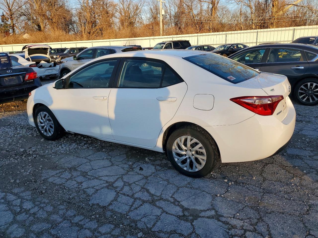2017 TOYOTA COROLLA L photo 2