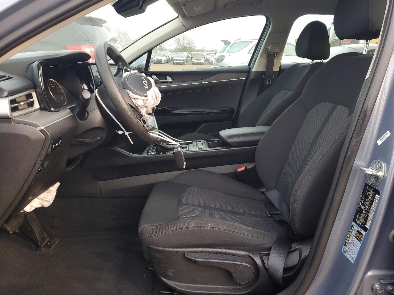 2023 KIA K5 LXS photo 7