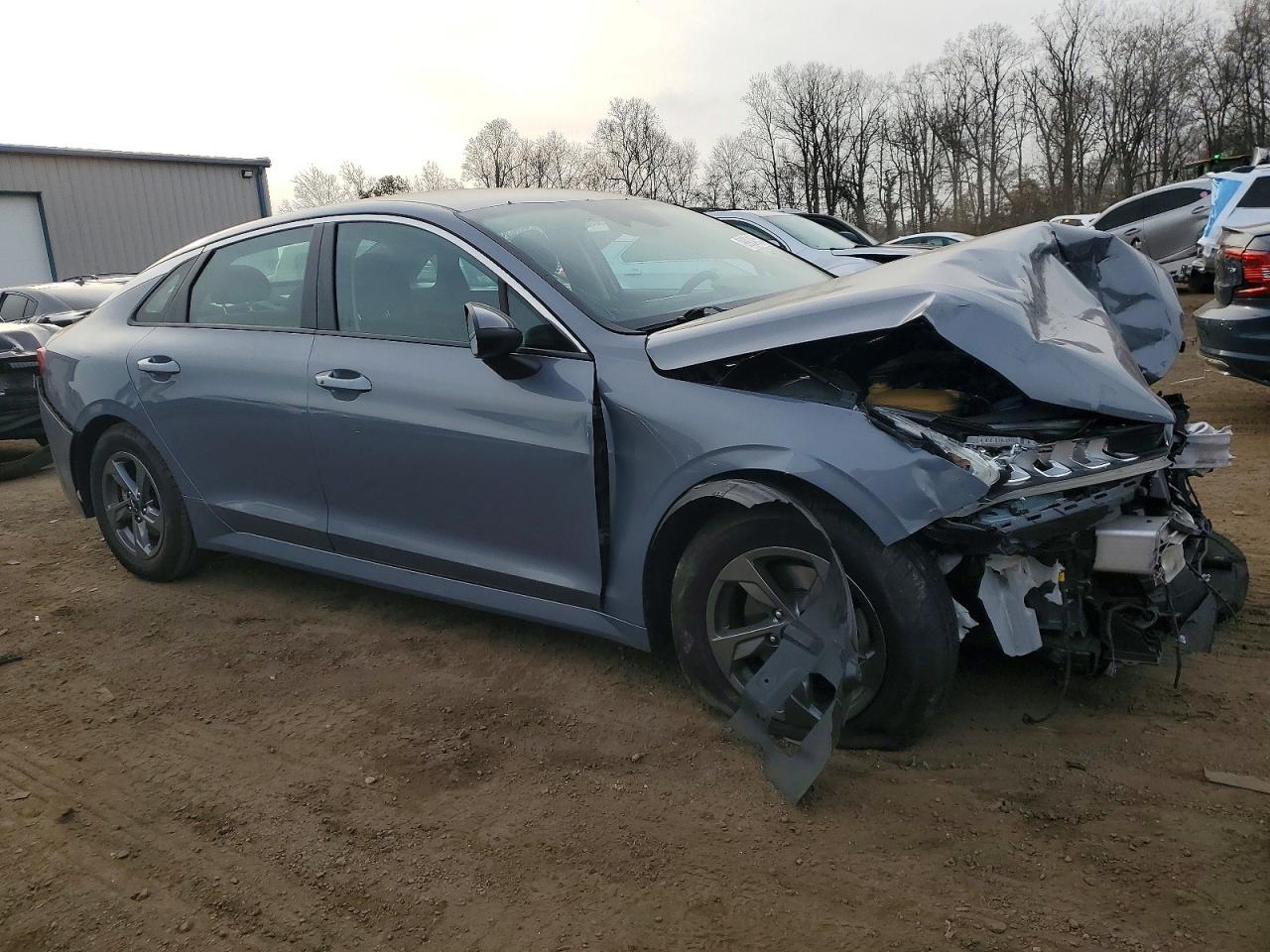 2023 KIA K5 LXS photo 4