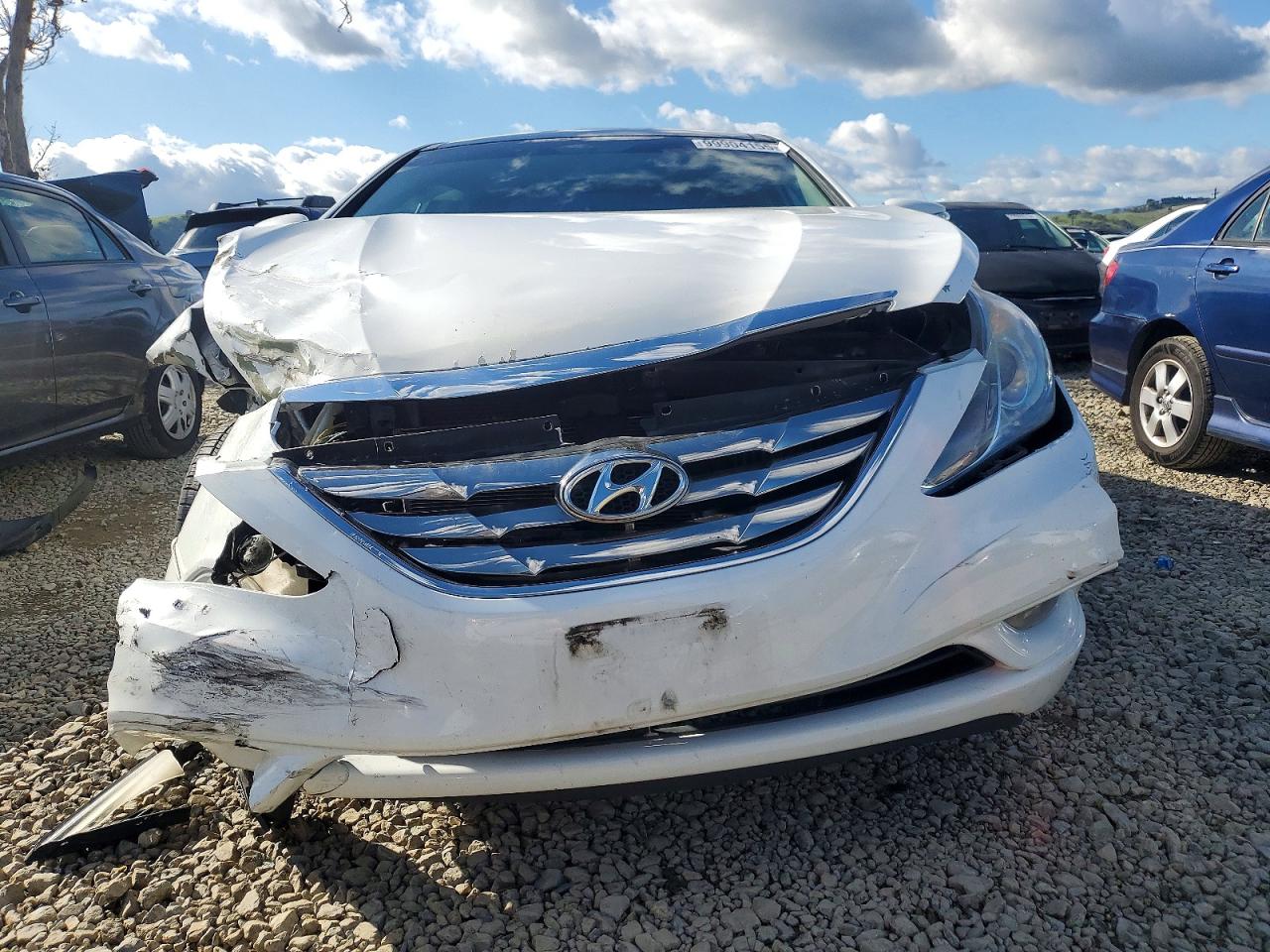 2013 HYUNDAI SONATA SE photo 5