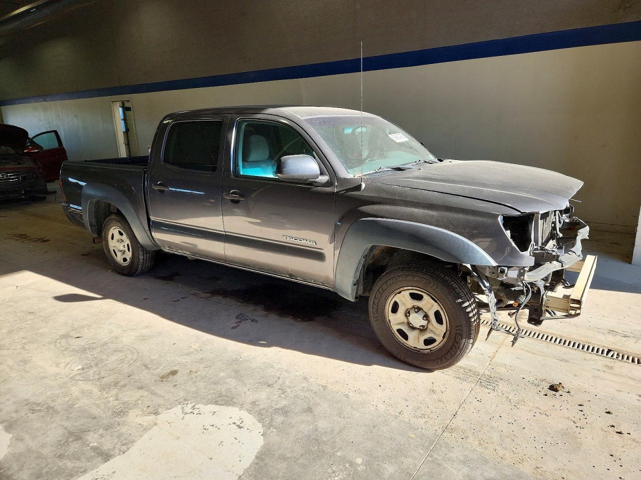 2013 TOYOTA TACOMA DOUBLE CAB photo 4
