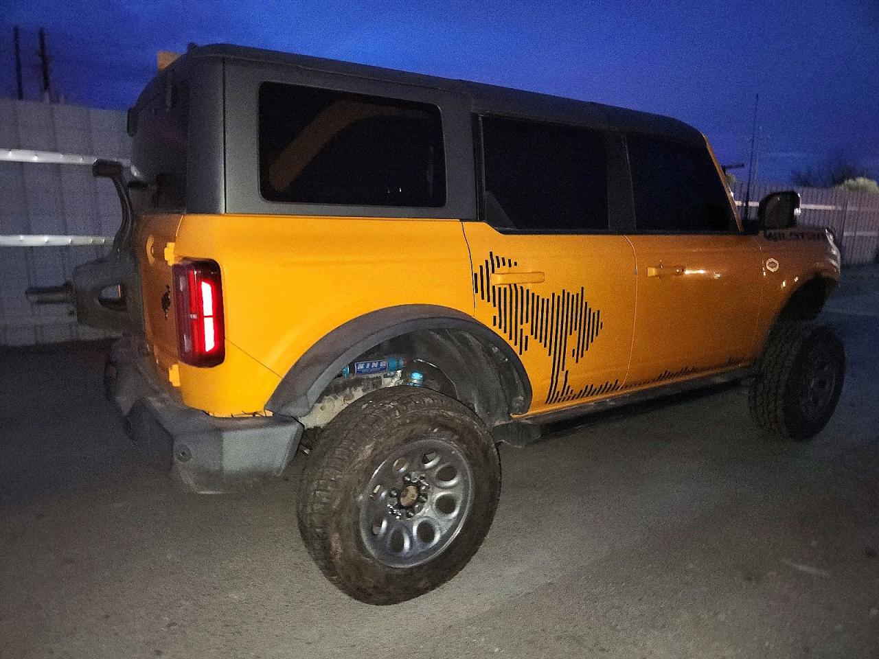 2021 FORD BRONCO BASE photo 3