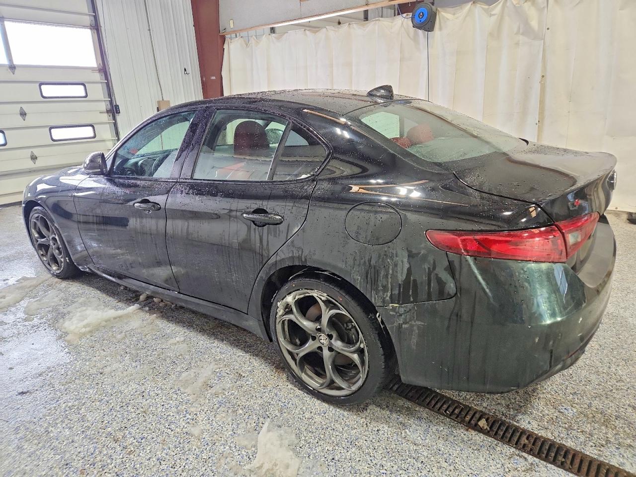 2018 ALFA ROMEO GIULIA TI Q4 photo 2