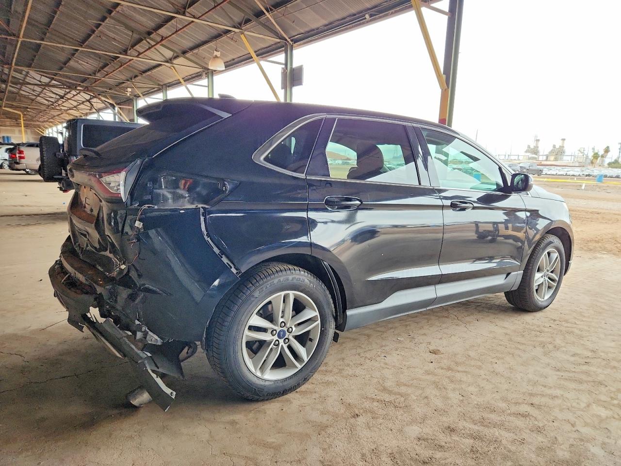 2018 FORD EDGE SEL photo 3