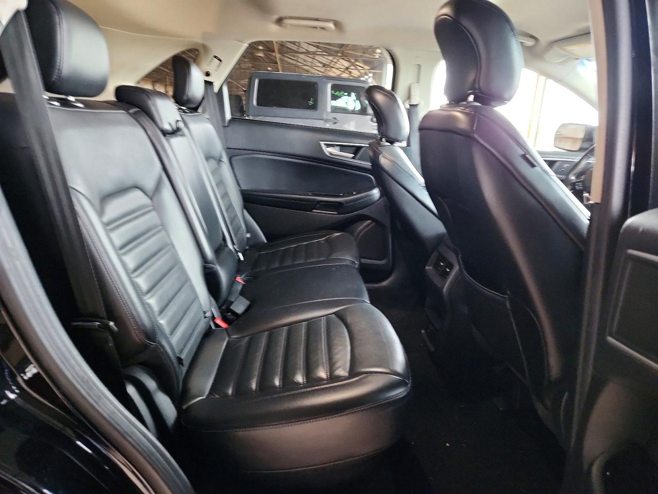 2018 FORD EDGE SEL photo 11