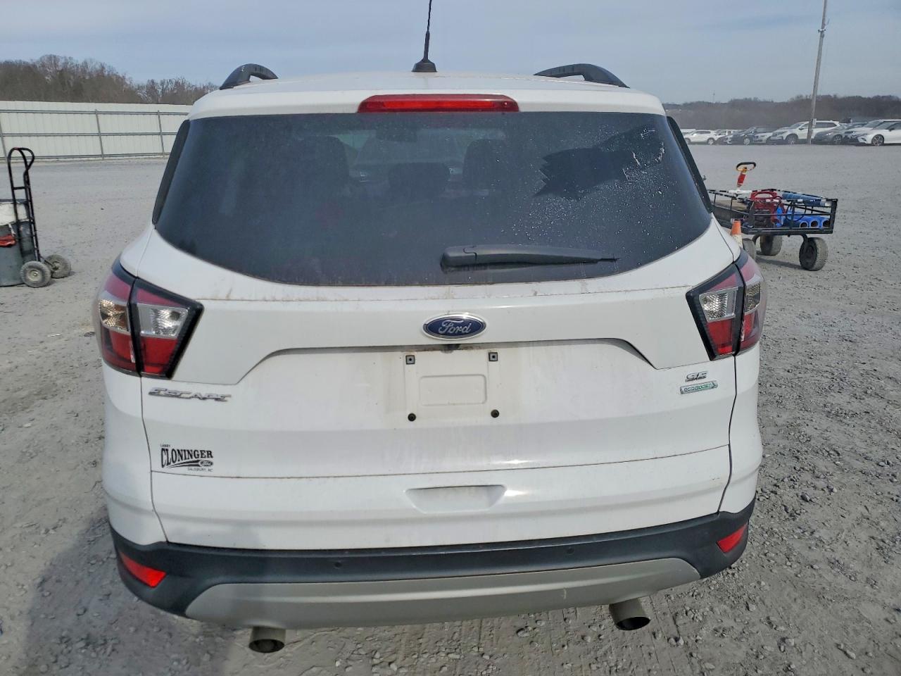 2017 FORD ESCAPE SE photo 6