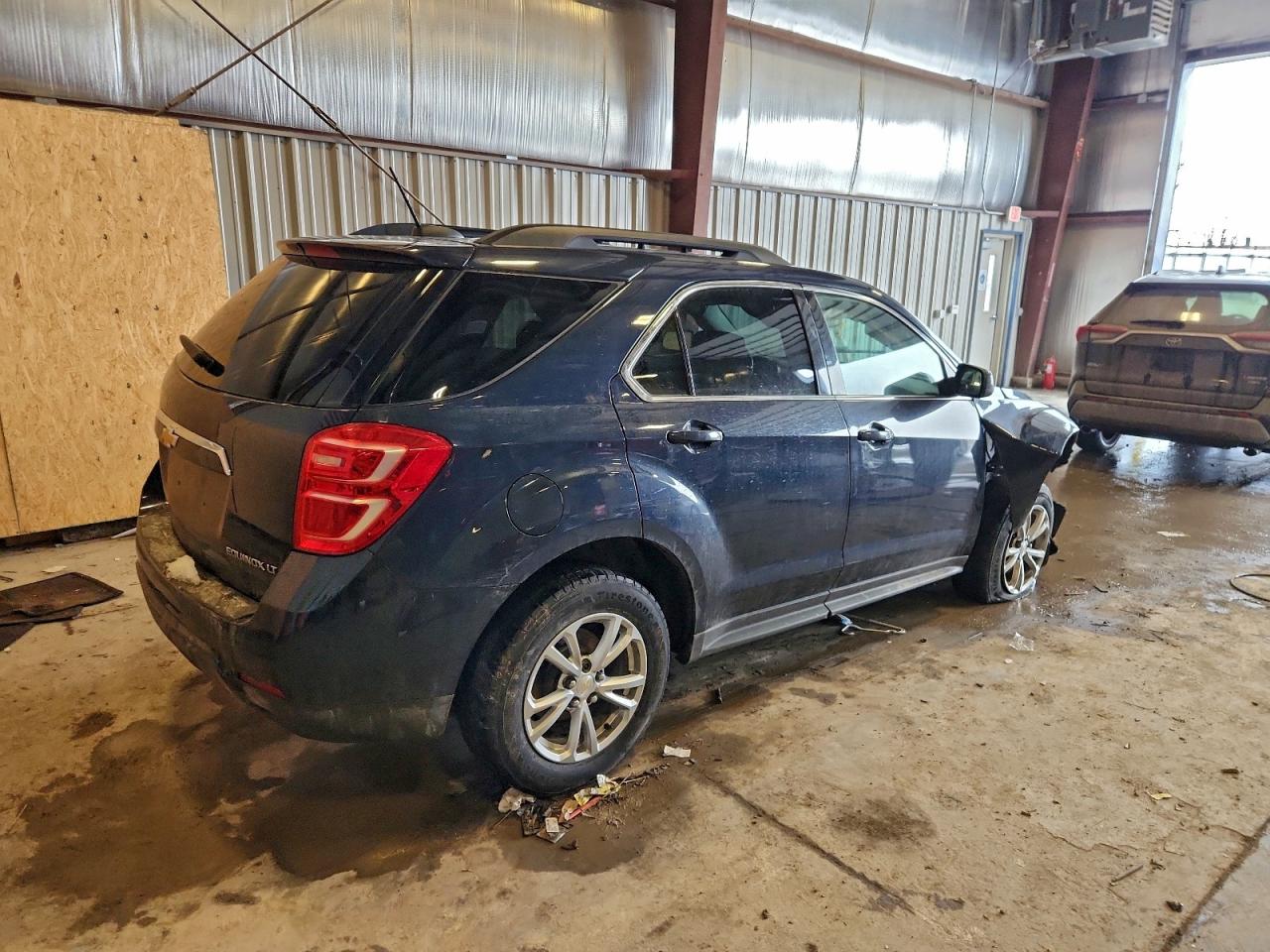 2016 CHEVROLET EQUINOX LT photo 3