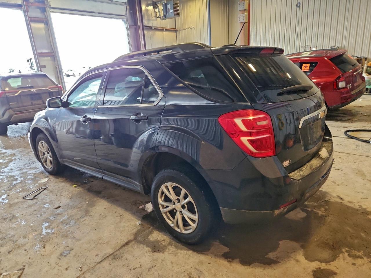 2016 CHEVROLET EQUINOX LT photo 2