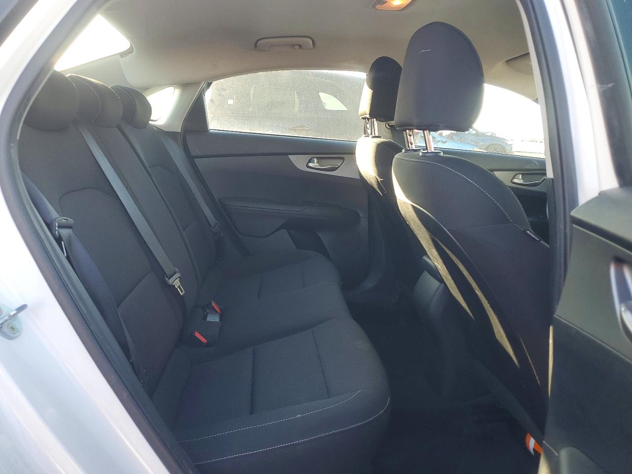 2021 KIA FORTE LXS photo 10