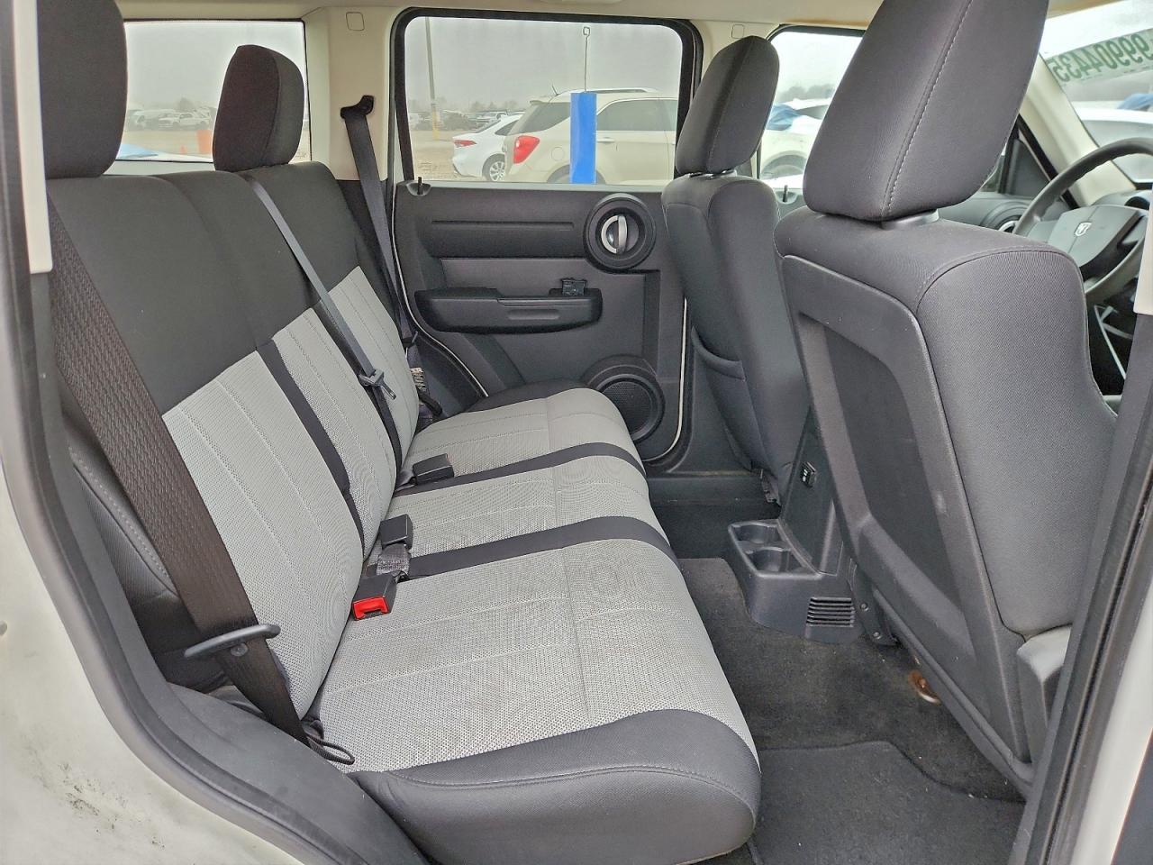 2007 DODGE NITRO SXT photo 10