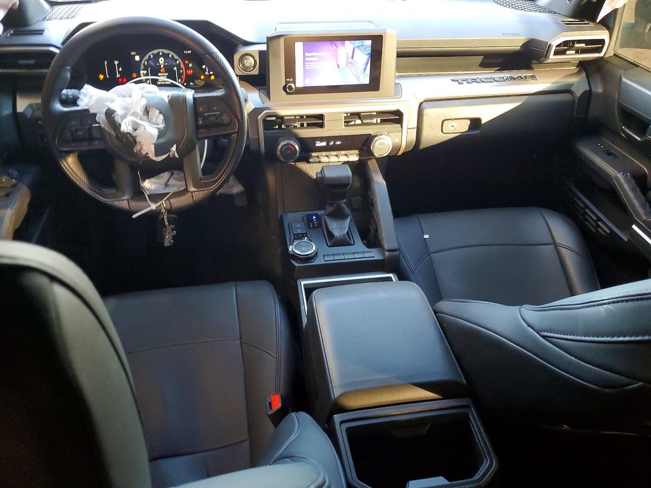 2025 TOYOTA TACOMA DOUBLE CAB photo 8
