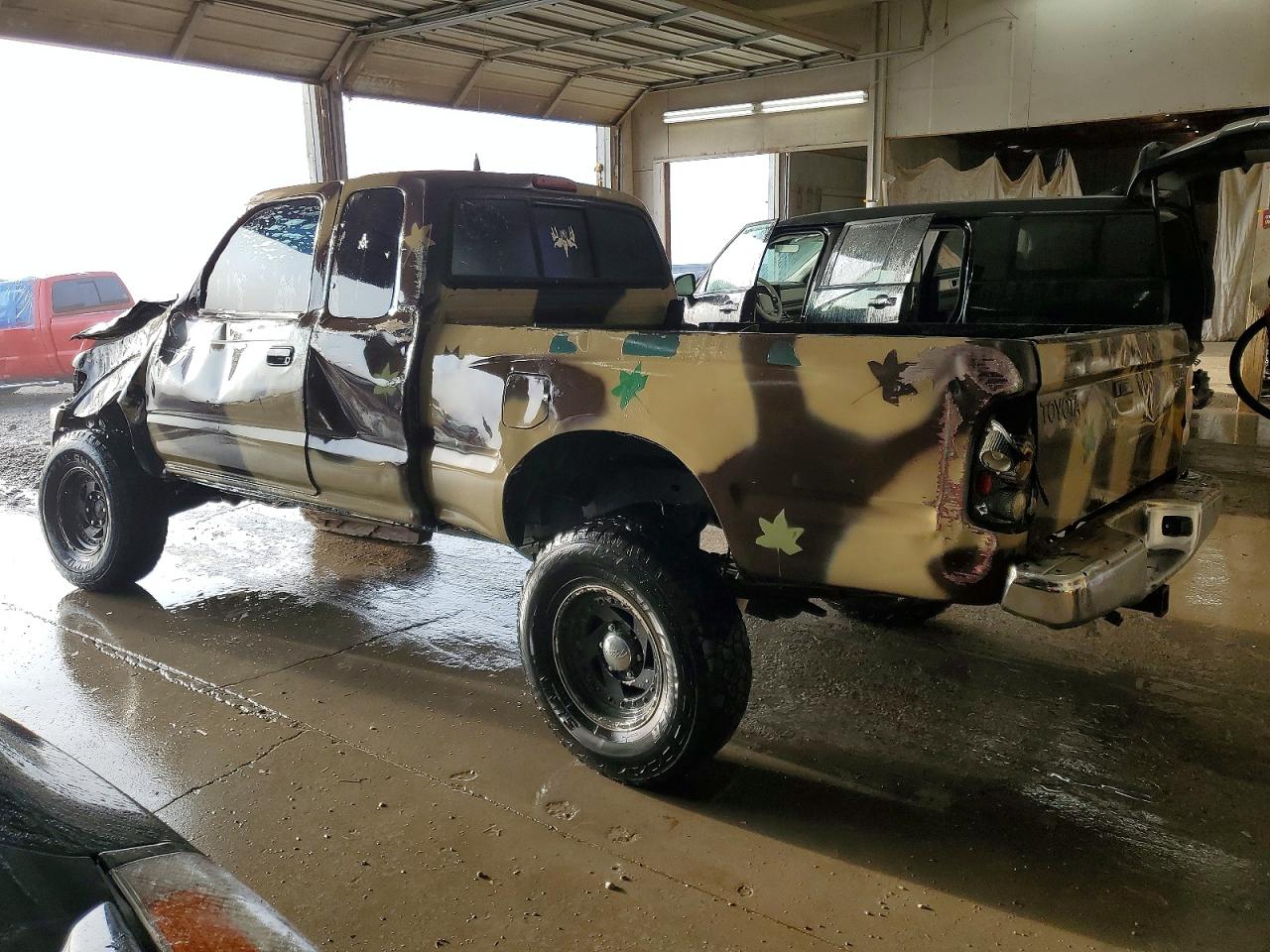 2001 TOYOTA TACOMA XTRACAB photo 2