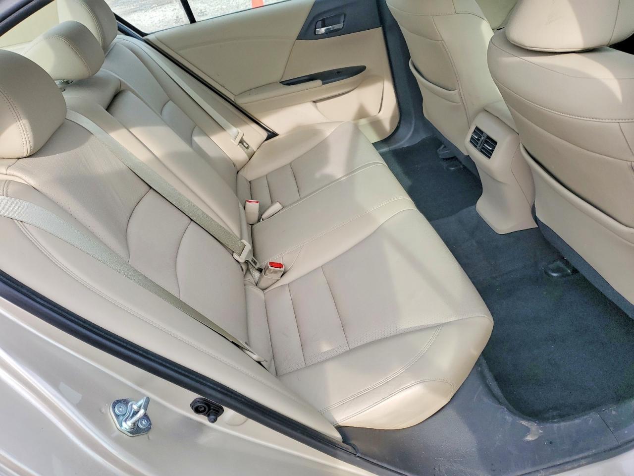 2016 HONDA ACCORD EXL photo 10