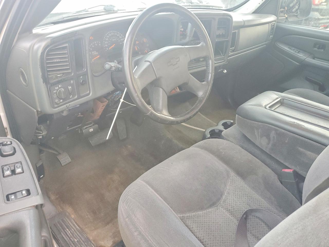 2005 CHEVROLET SILVERADO C1500 photo 15
