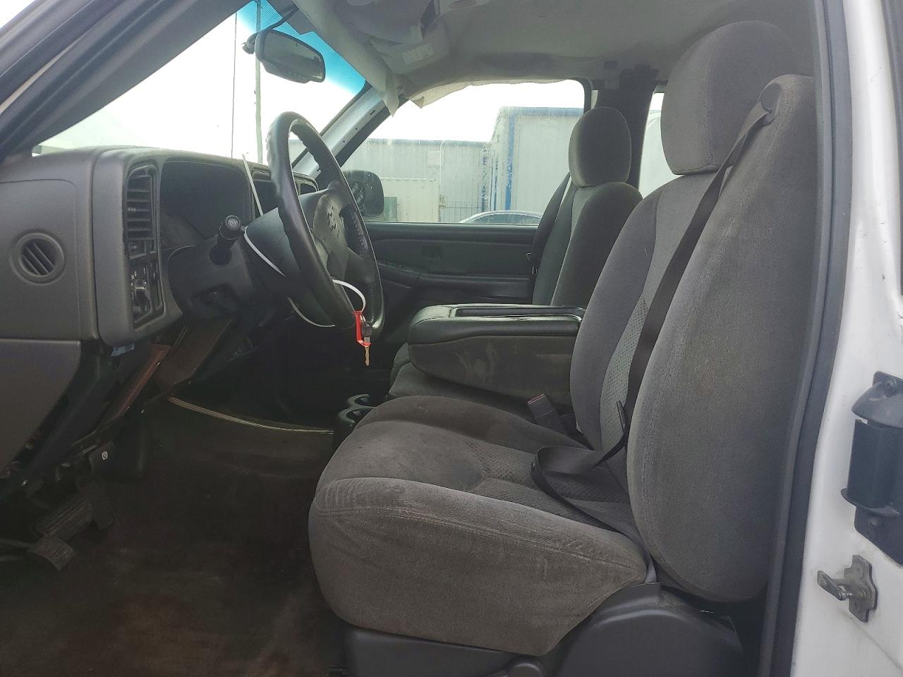 2005 CHEVROLET SILVERADO C1500 photo 13