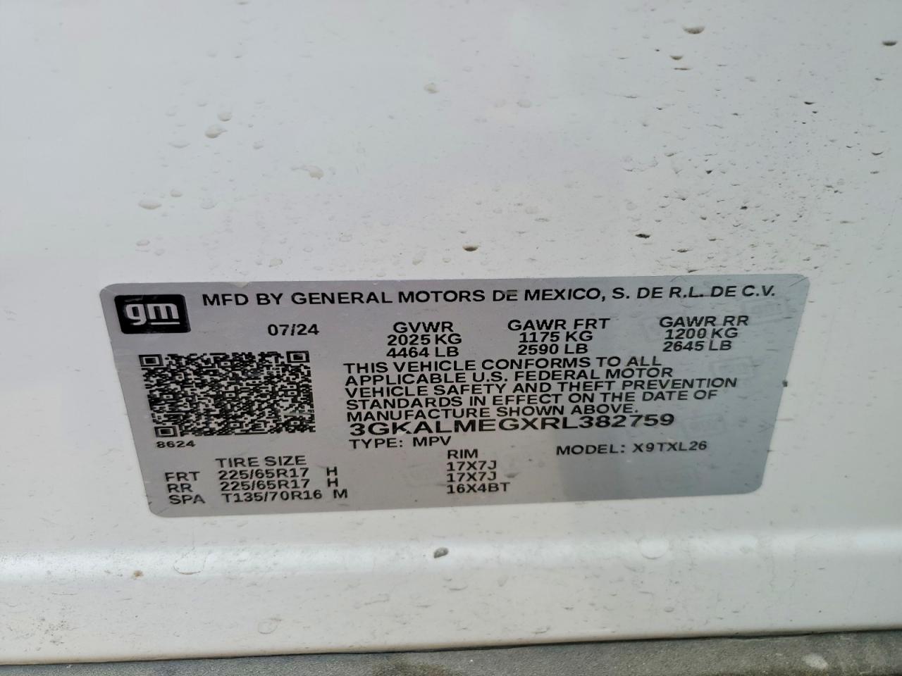 2024 GMC TERRAIN SLE photo 13