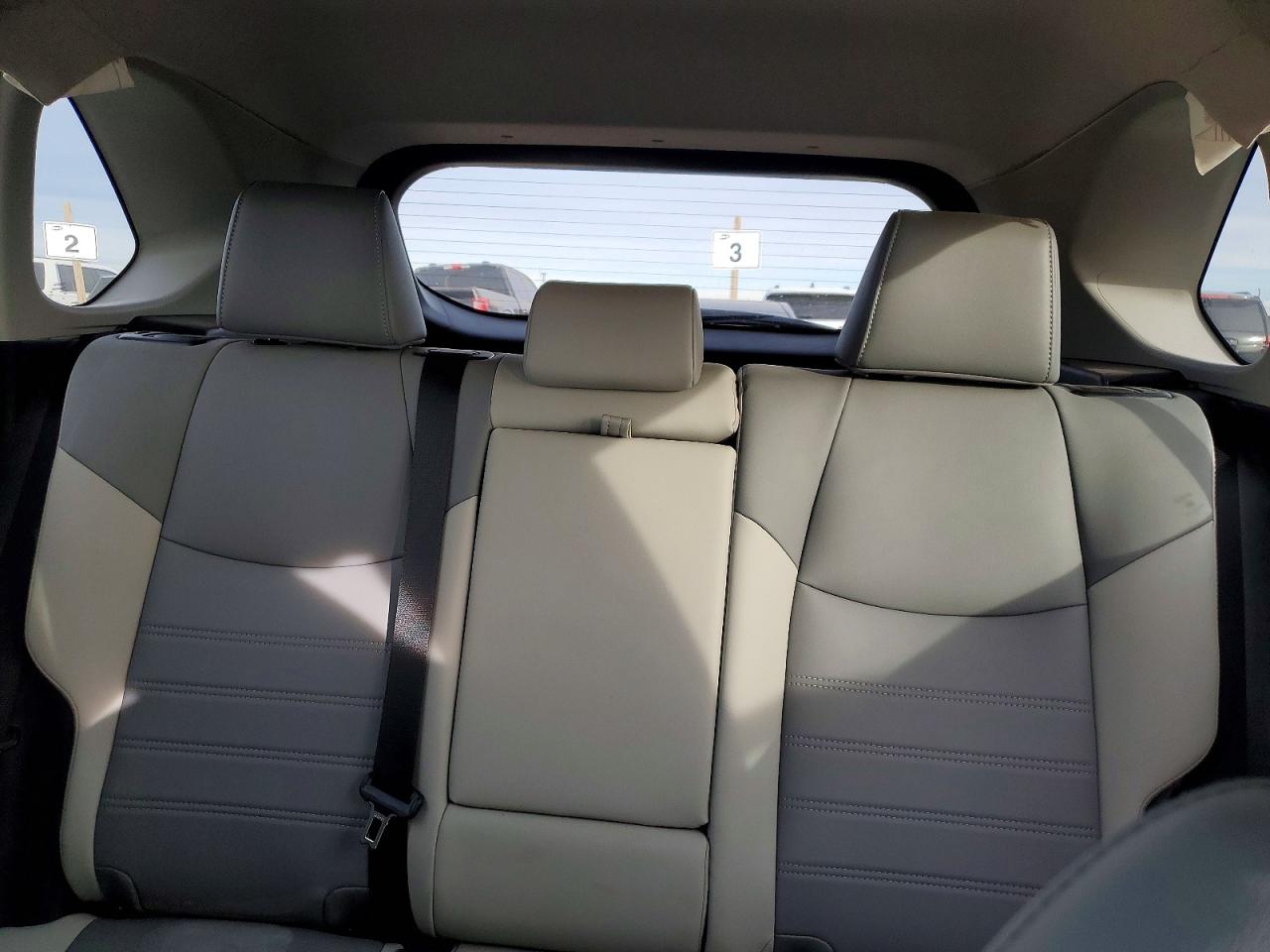 2021 TOYOTA RAV4 XLE PREMIUM photo 10