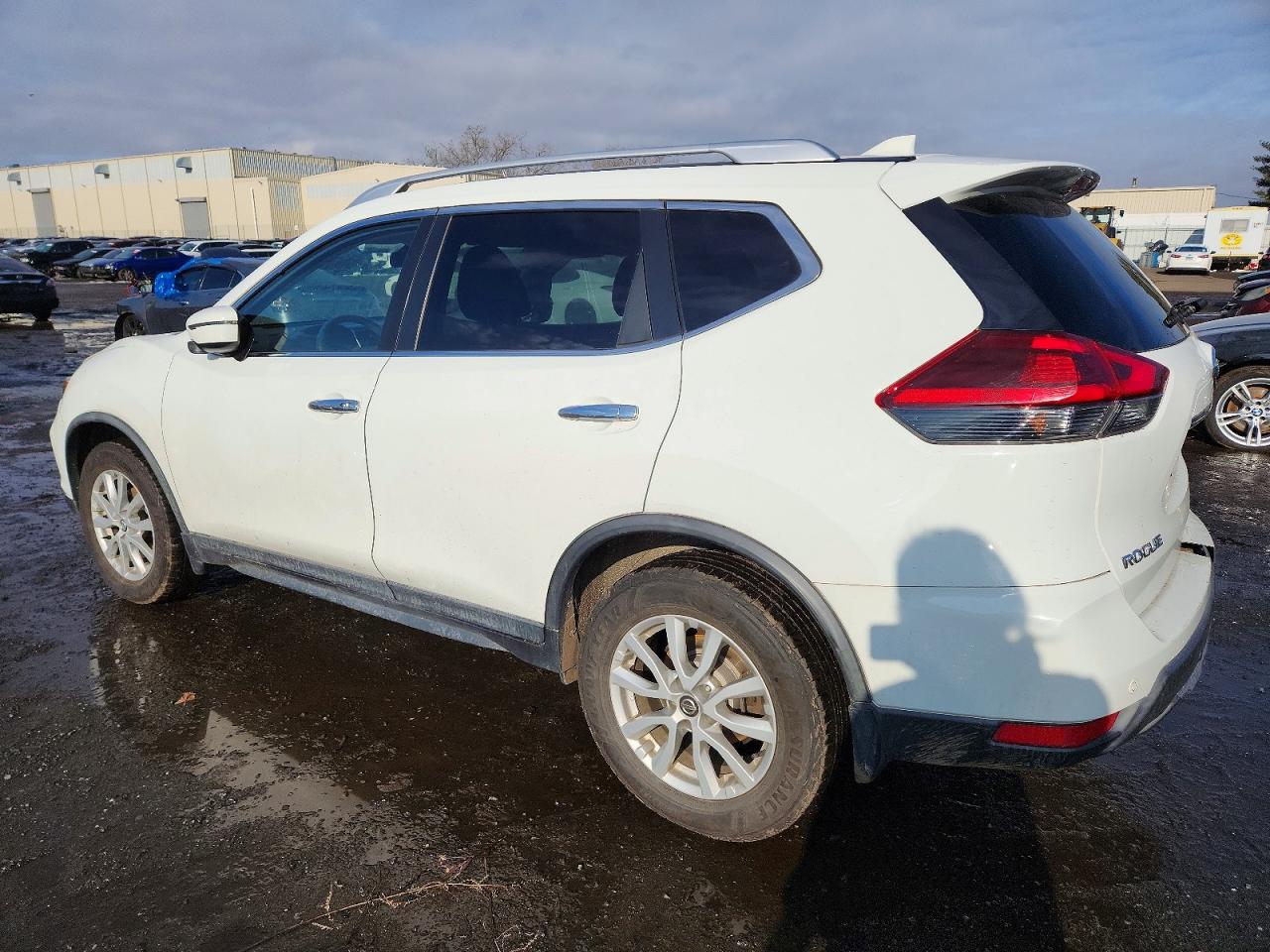 2020 NISSAN ROGUE S photo 2