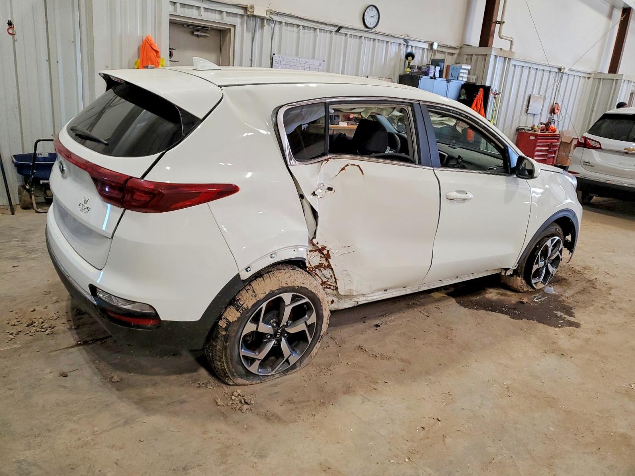 2020 KIA SPORTAGE LX photo 3