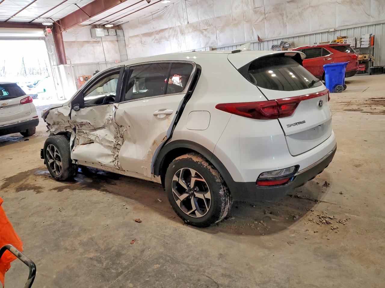 2020 KIA SPORTAGE LX photo 2